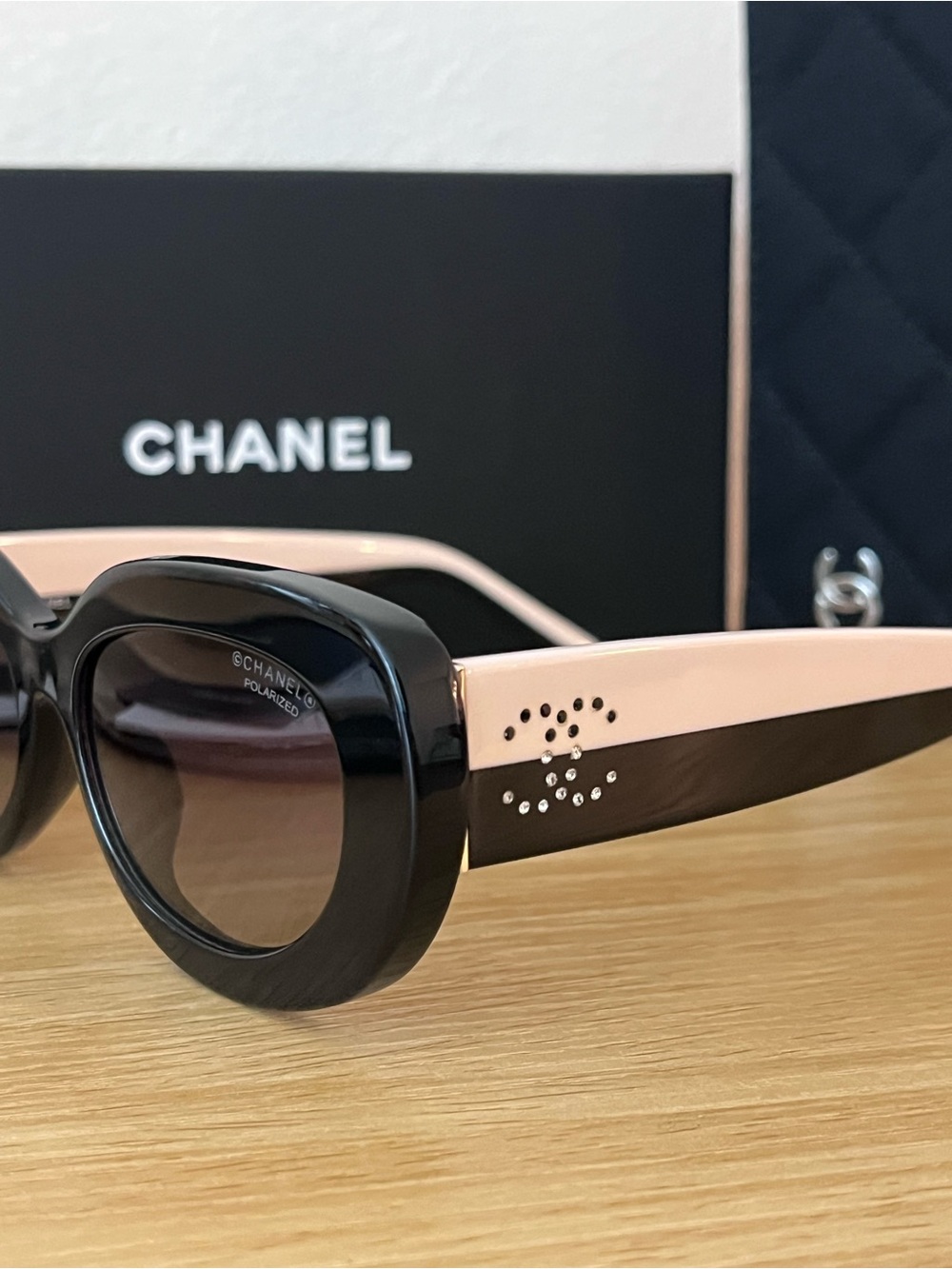 NWT CHANEL Two-Tone CC Sunglasses ch5562b